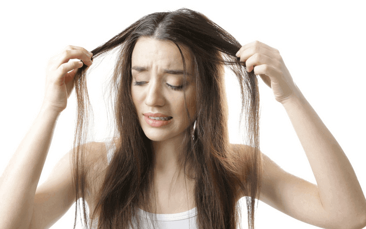 Titelbild Haarausfall bei Frauen